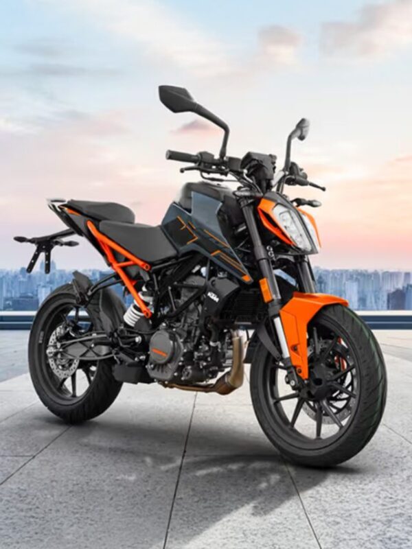 KTM Duke 200 bike on road price mileage top speed and features for Indian riders